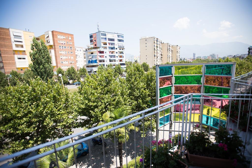 Diplomat & Tirana